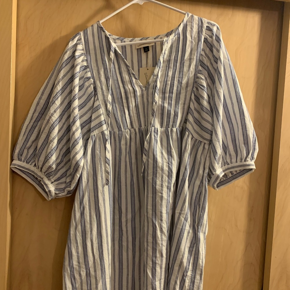 Universal Thread Good’s Co. dress. Size Medium.